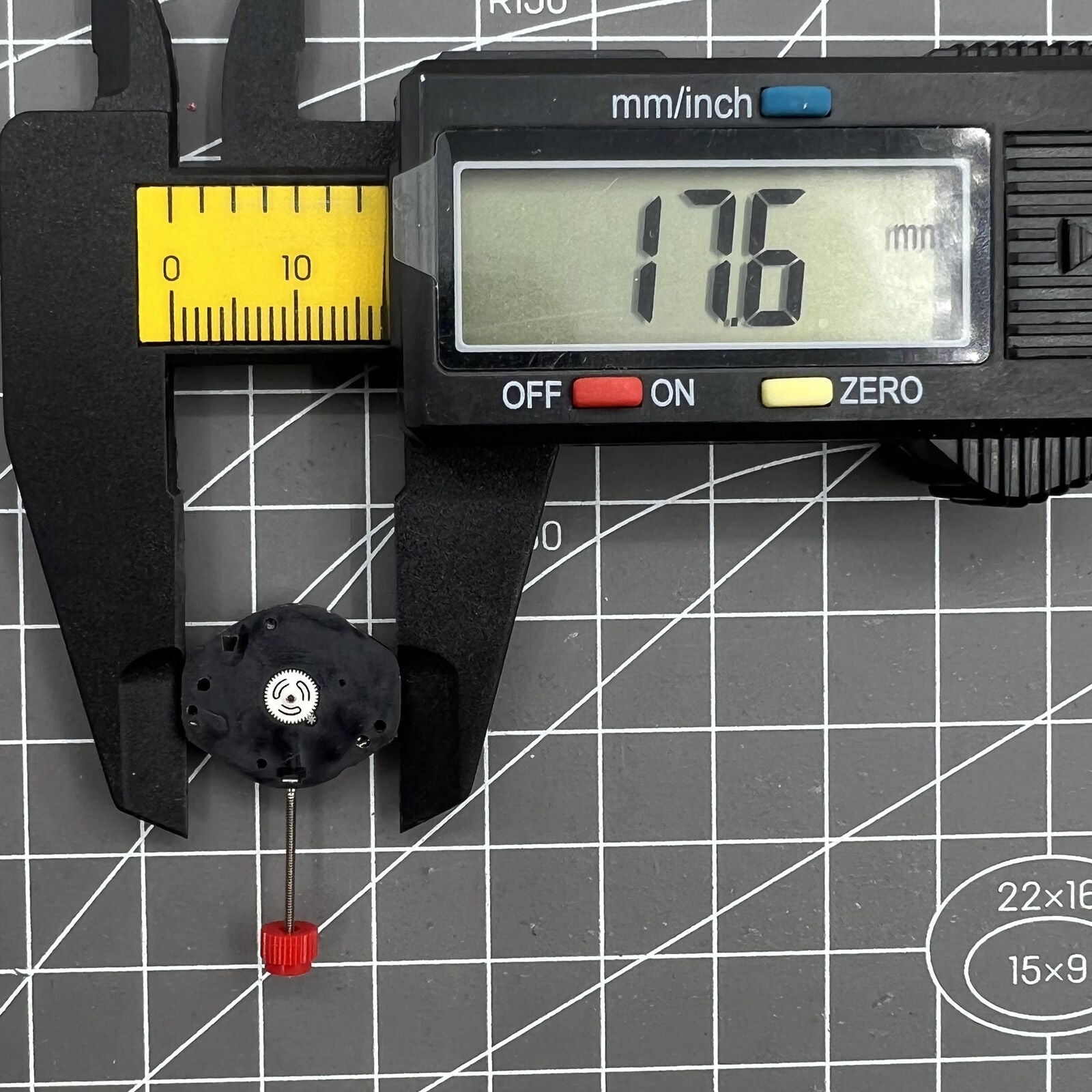 Swiss Made ETA 802.002 quartz watch movement with 2 hands, precise and reliable for watch accessories.