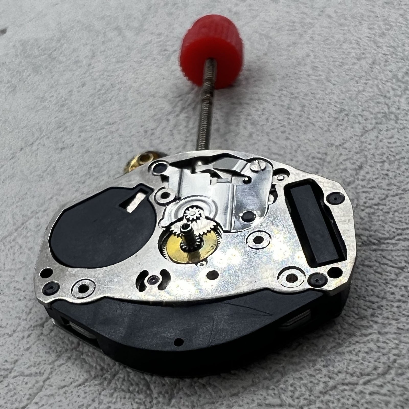 Swiss ETA 902.105 quartz watch movement for precise timekeeping in luxury watch accessories.