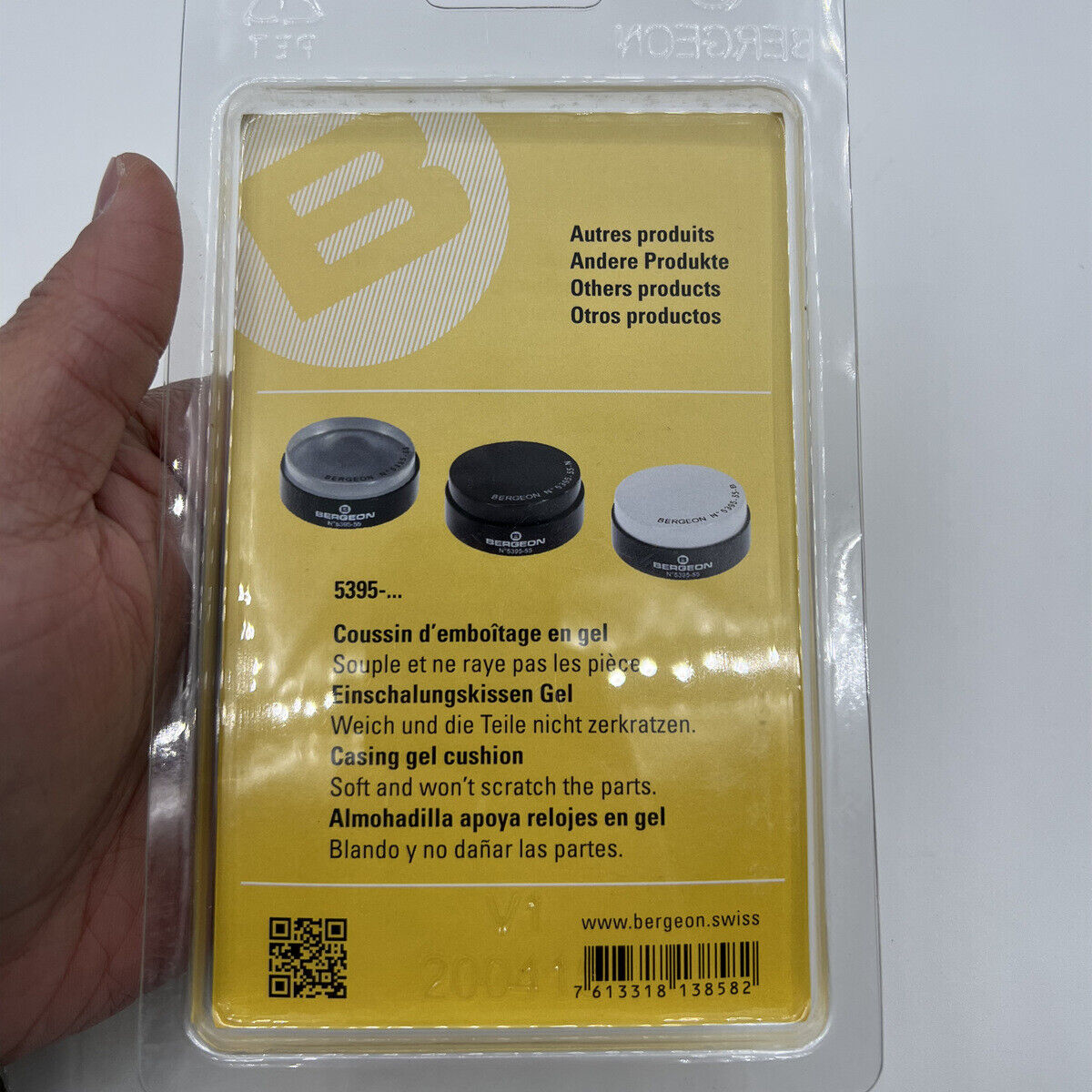 Bergeon 5395-75-B white gel watch case cushion, 75mm, for secure watch protection during repairs and assembly.