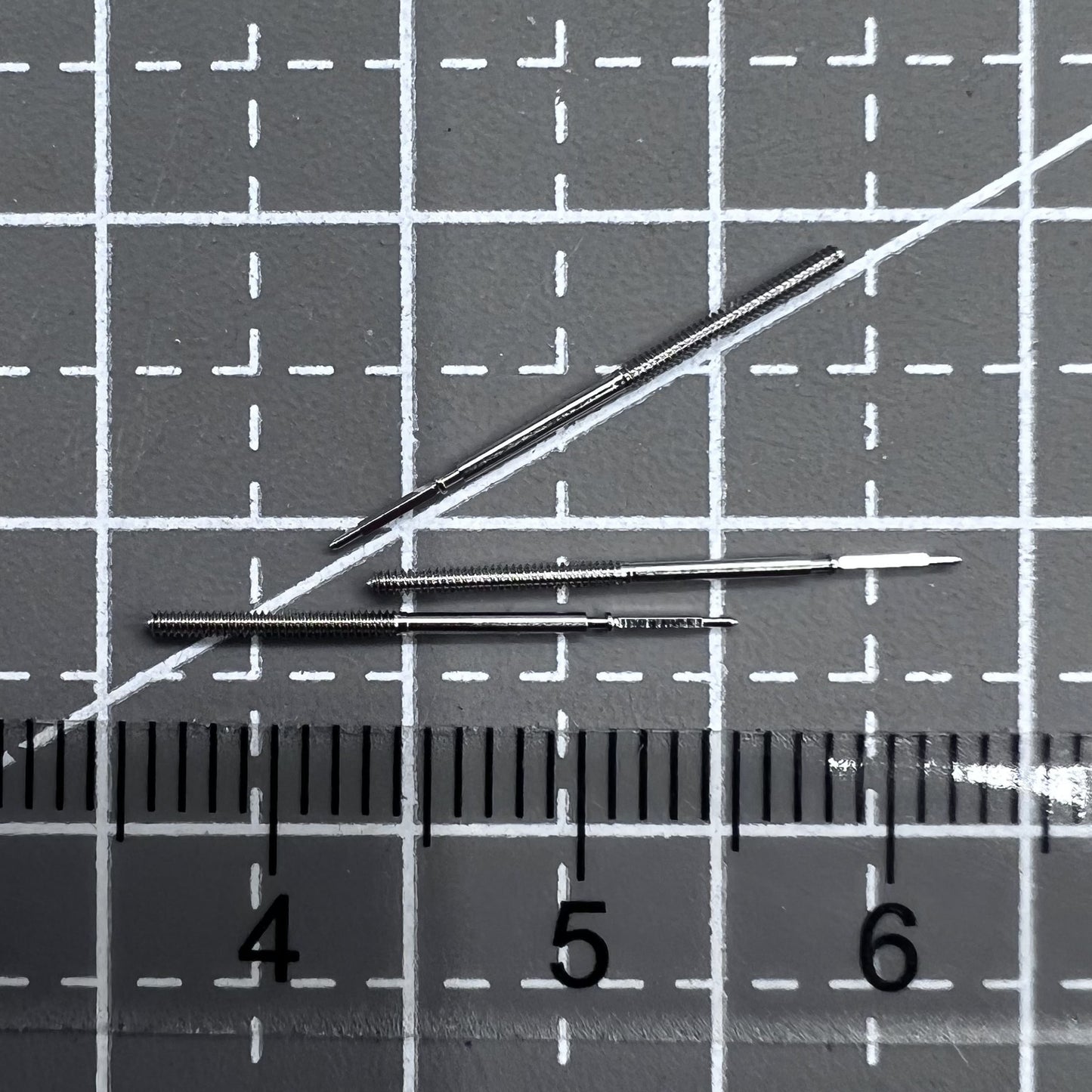 2 Stück Aufzugwellen für ETA E64.111 Uhrwerk Modell