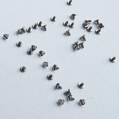 Versiegelte Packung, Ersatzschrauben 3135-5013 für den Zifferblattfuß des Uhrwerks 3135