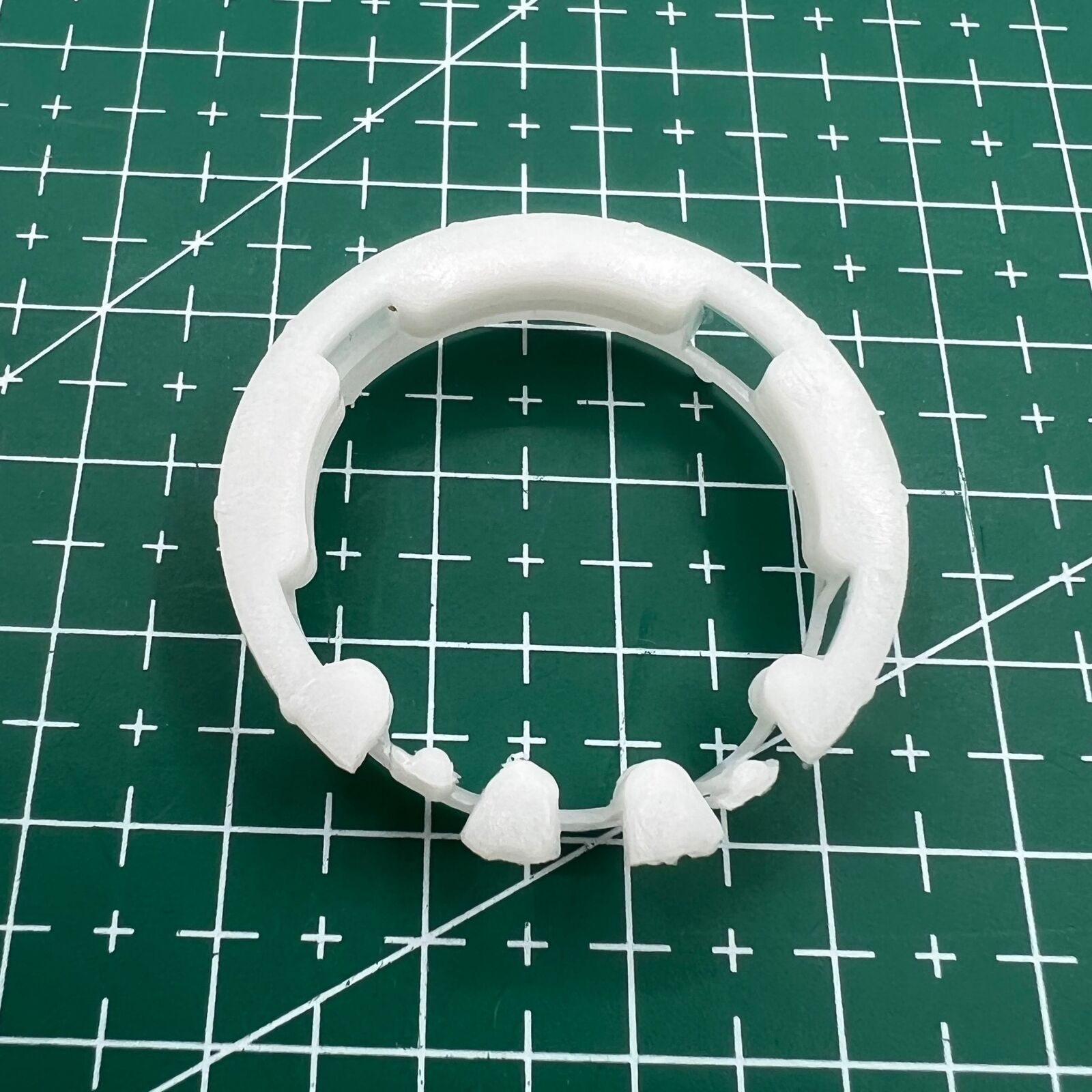 Set of 5 ETA 2824/2836/2846 spacer rings, 7.6mm cushion mounts for precise watch repairs