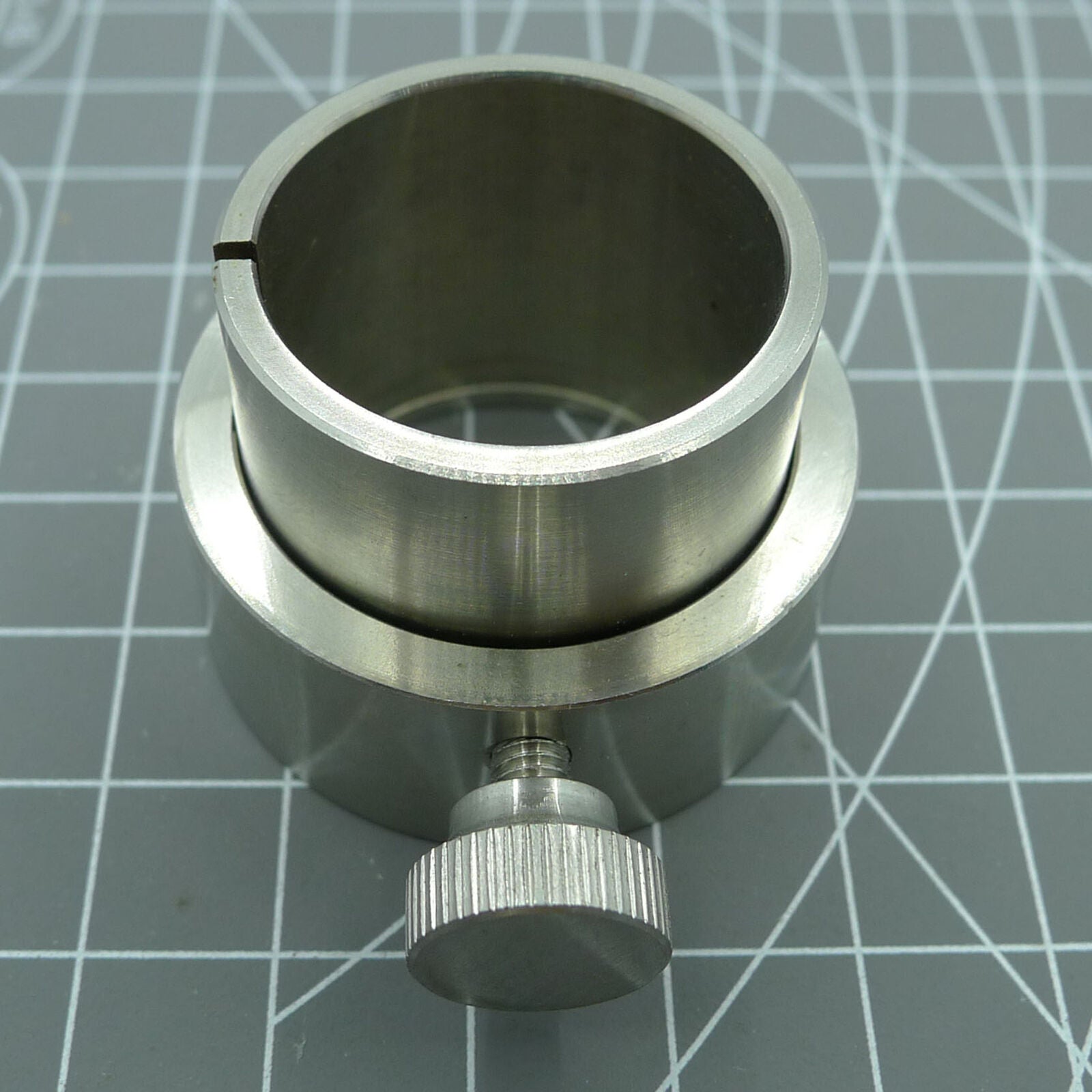 Reversible Movement Holder with Knob, compatible with ETA 2824/2836/2892 watch movements for precise repair.