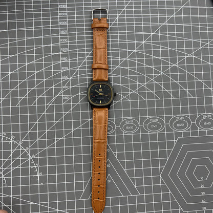 34mm Shanghai Factory manual mechanical watch with black dial, 19 jewels, and shock-resistant design.