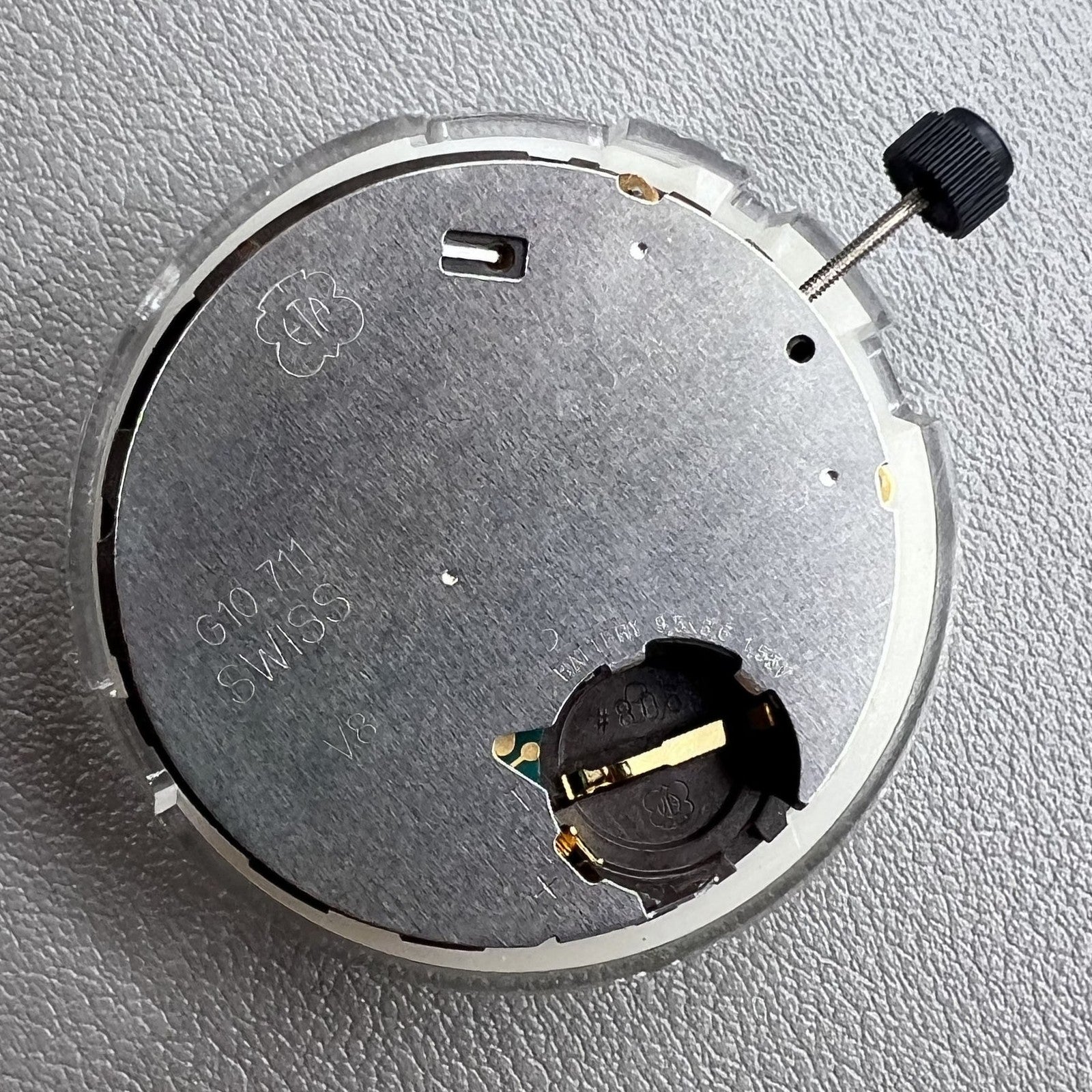 Schweizer ETA G10.712 Quarzuhrwerk mit drei Zeigern und Datumsanzeige, Ersatz f�r G10.711 Modelle