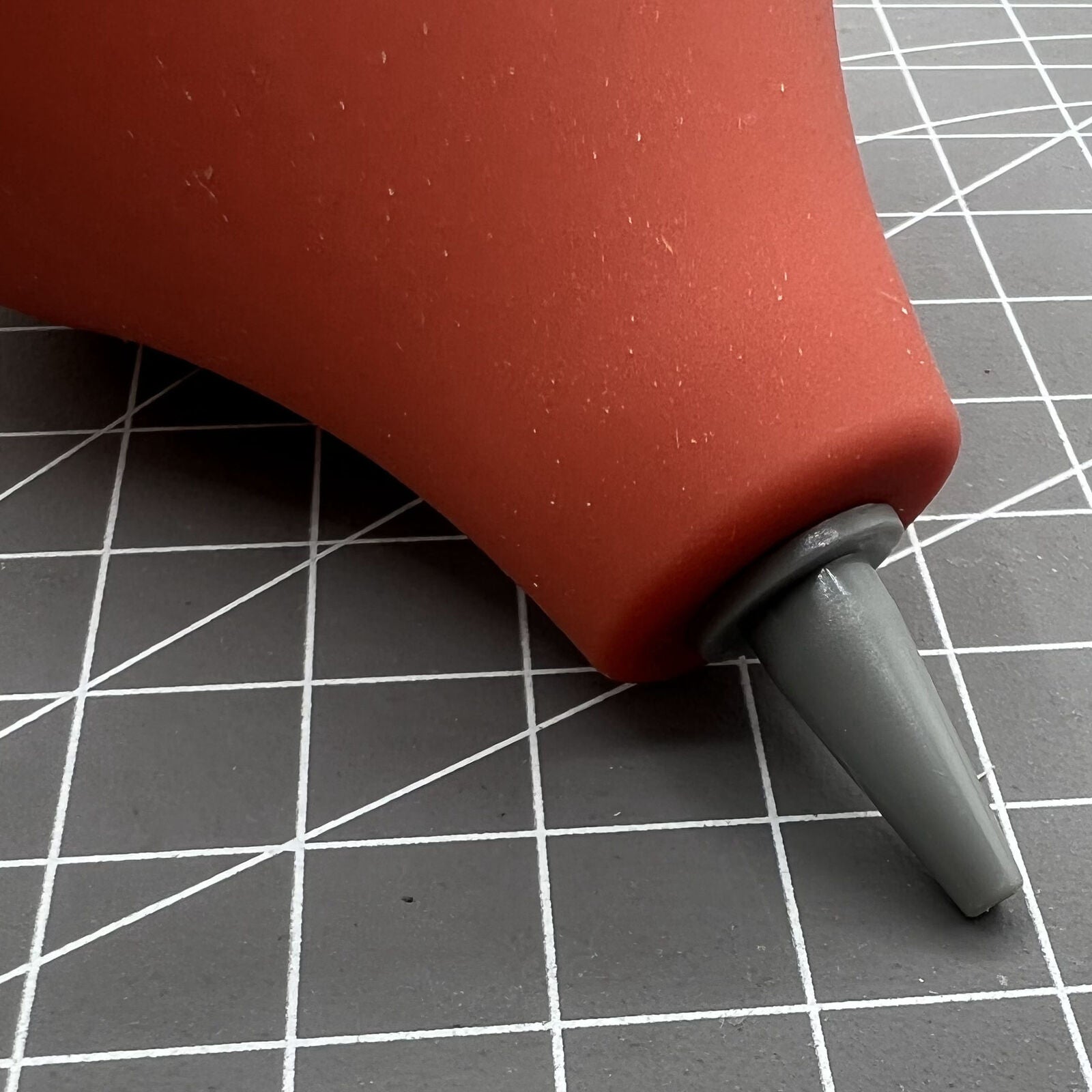 Bergeon 5733 rubber dust blower by Swiss Made, ideal for cleaning watches and watchmaker tools.