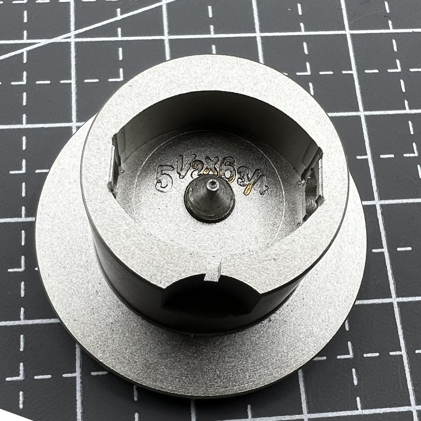 Bergeon Uhrwerkhalter Modell 1997 DI mit Mittel Schraube 5-1/2 x 6-3/4 Ligne