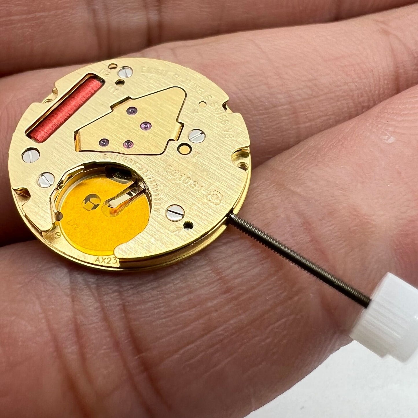 ETA E61.031 Swiss quartz watch movement with 2 hands, precise timekeeping for watch accessories.