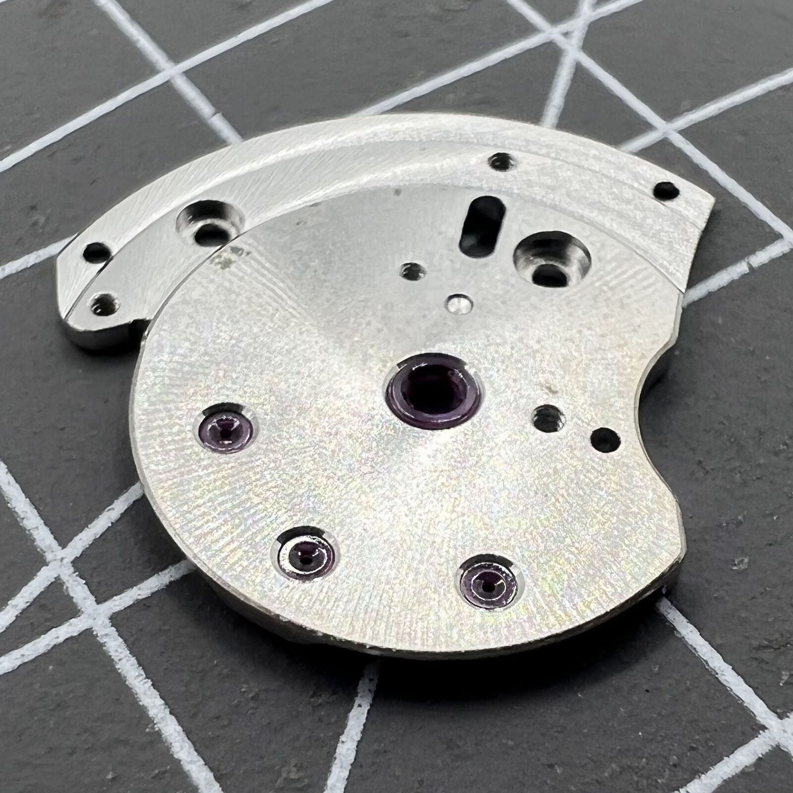 Automatic Main Wheel Bridge with Jewels for 3135 Movement, high-quality generic Rolex watch part.