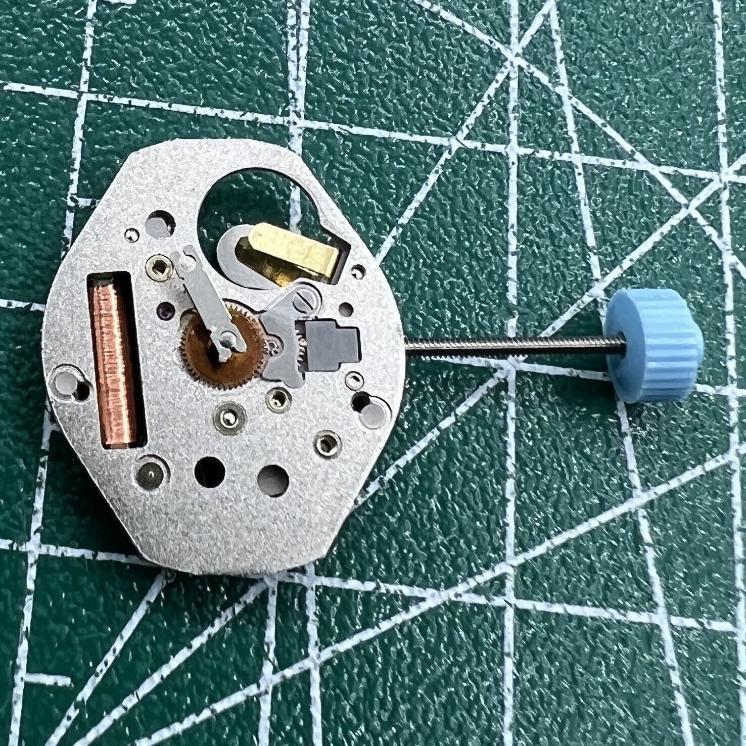 H2 Swiss Ronda 762 Quartz watch movement with 3.8mm high canon pinion for accurate timekeeping.