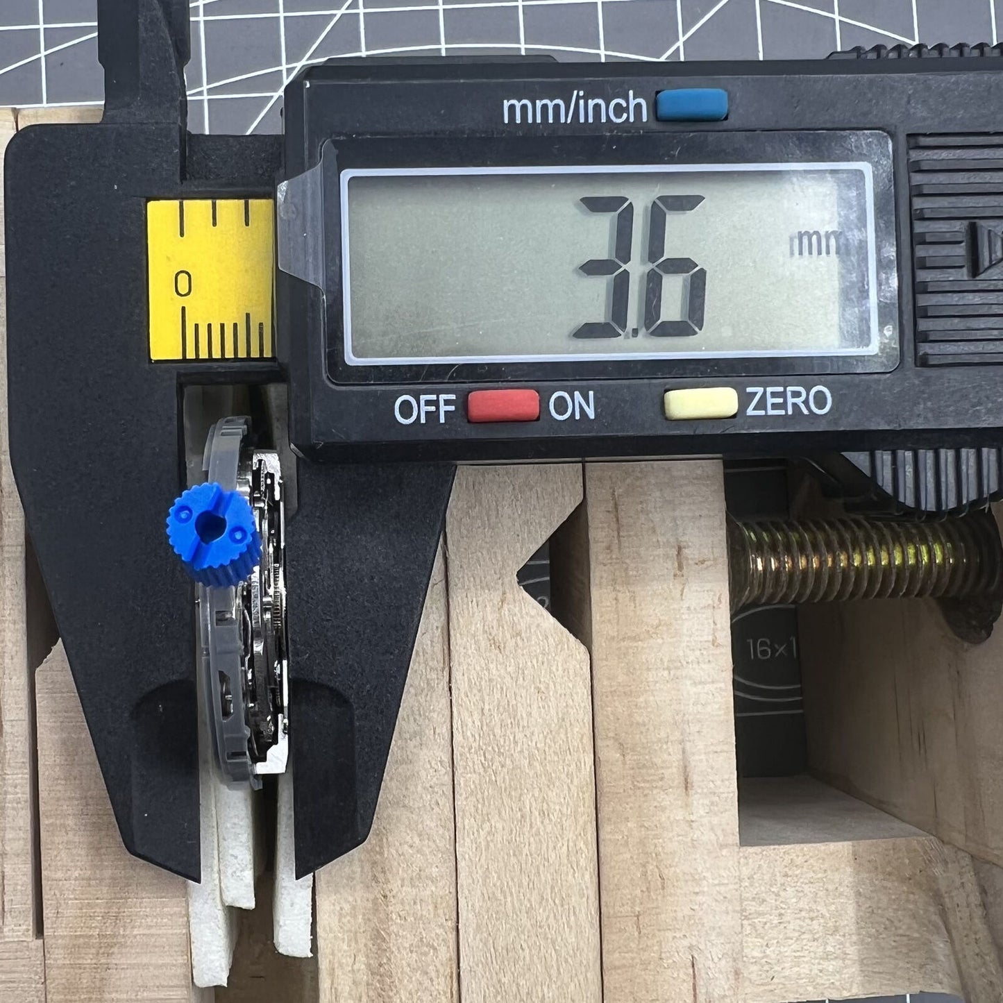 Seiko Black NH35 automatic watch movement with date at 6, precise self-winding mechanical mechanism.