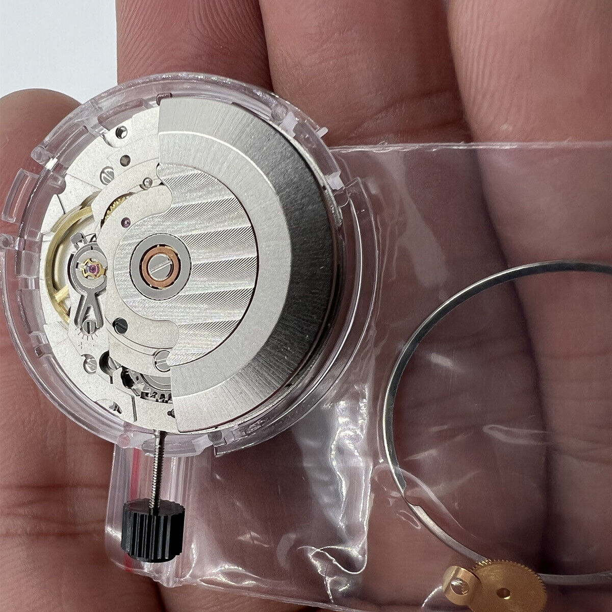 Seagull ST2130 automatic watch movement, silver plated, precise ETA 2824-2 clone replacement part.