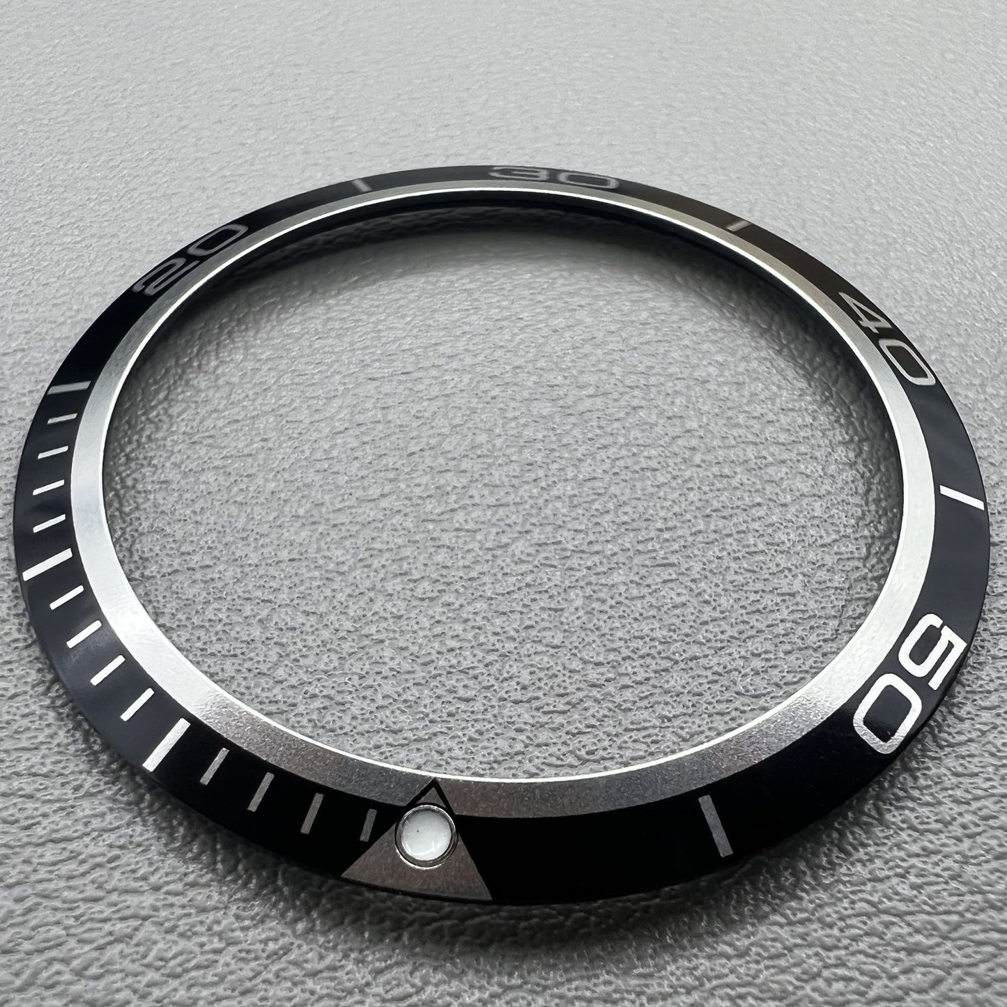 Schwarze Aluminiumlegierung 38mm L�netteinsatz f�r Omega Seamaster 600, robuste Uhrenteile f�r Ersatz und Reparatur.
