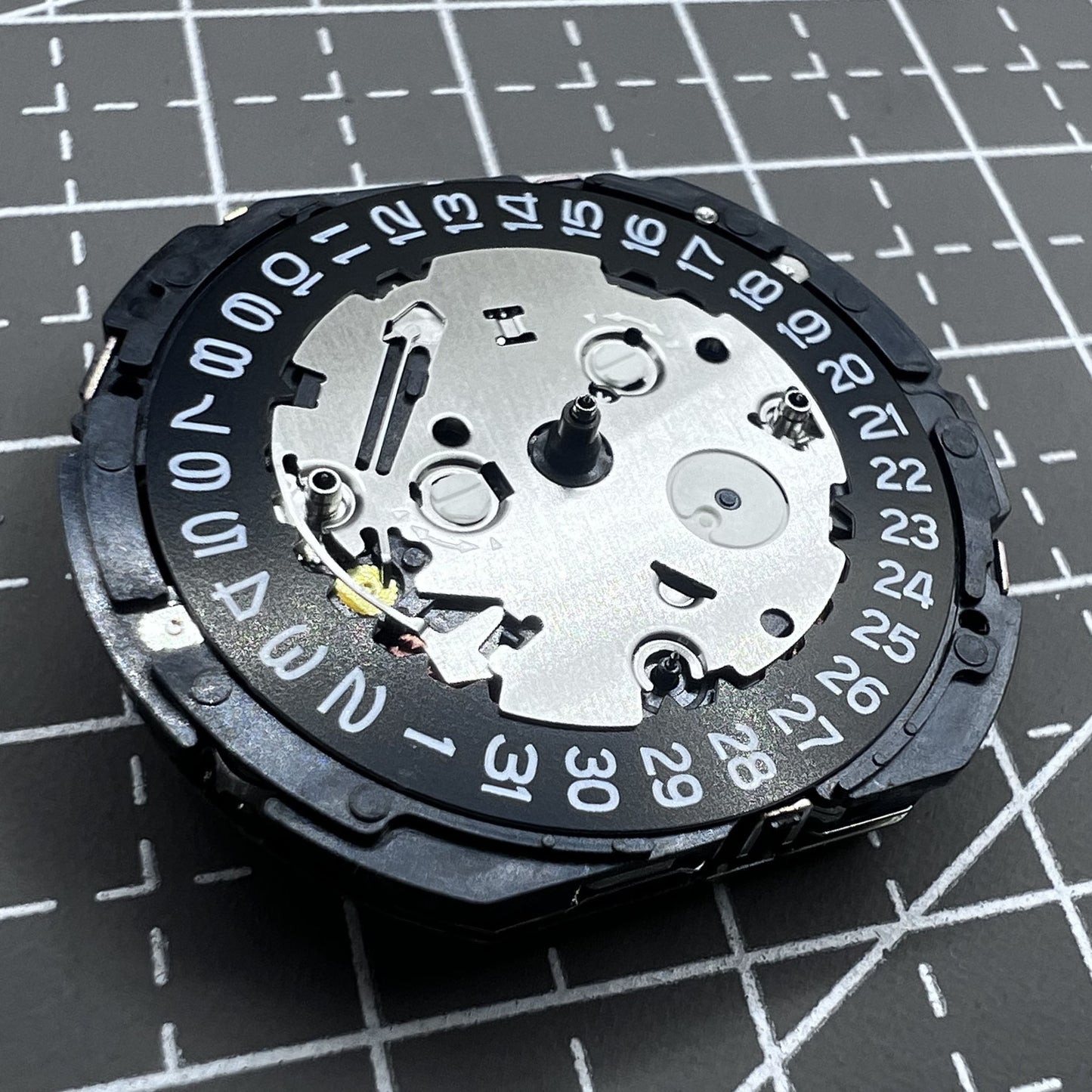 Seiko Japan 5T82A quartz movement for precise timekeeping in watch accessories.