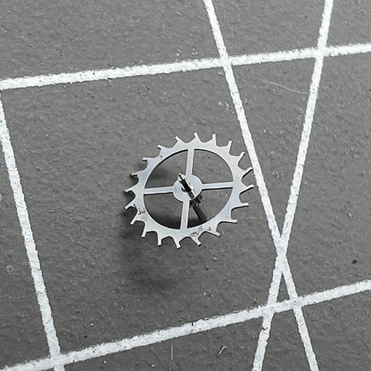 Dandong 7750 escape wheel, precision watch component for reliable timekeeping and smooth movement.