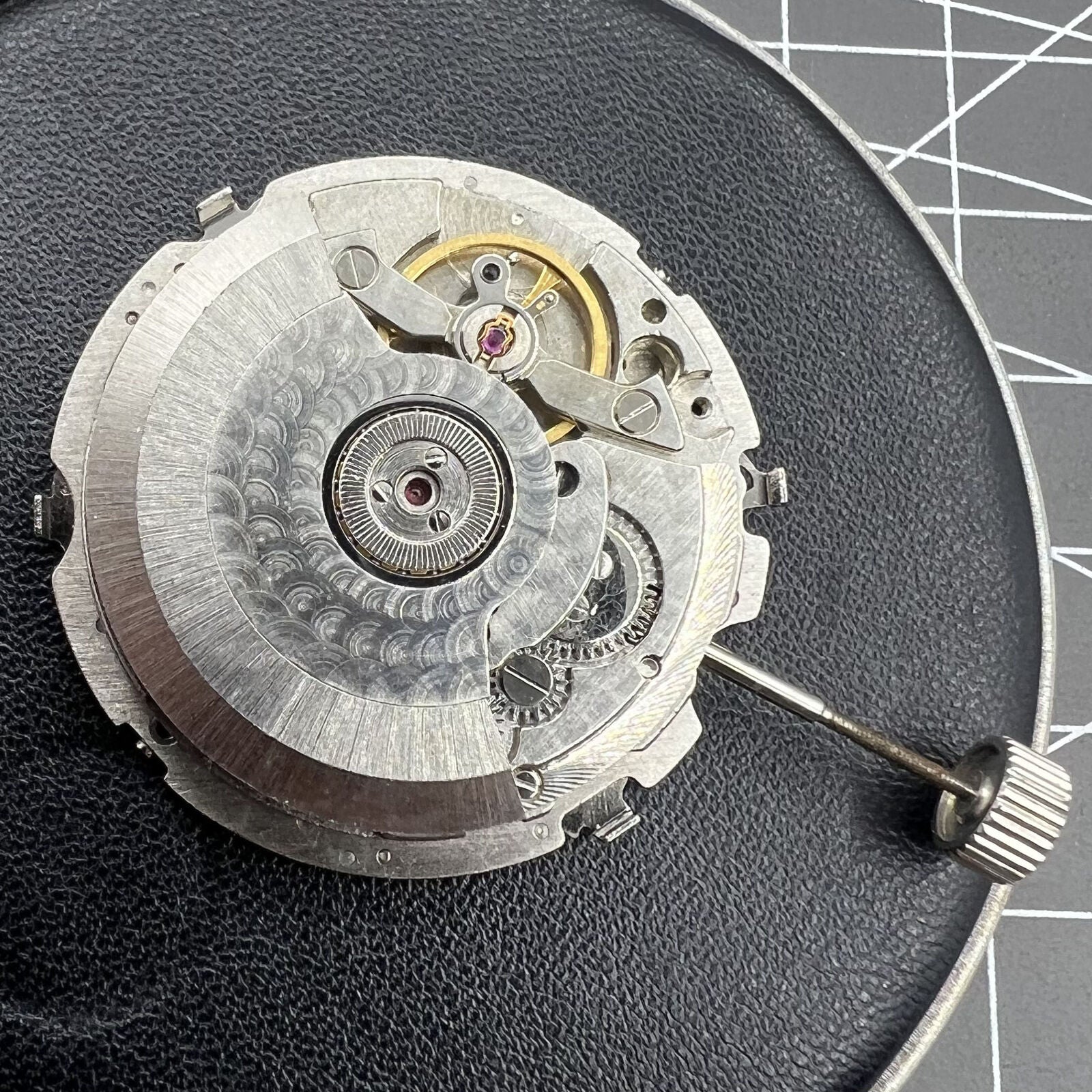 Tianjin Seagull ST25 automatic watch movement with big date and three hands, precision Chinese craftsmanship.