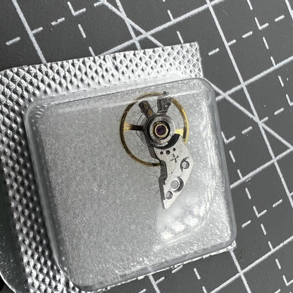 Balancier complet argenté avec attelle pour mouvement Miyota 6T51 
