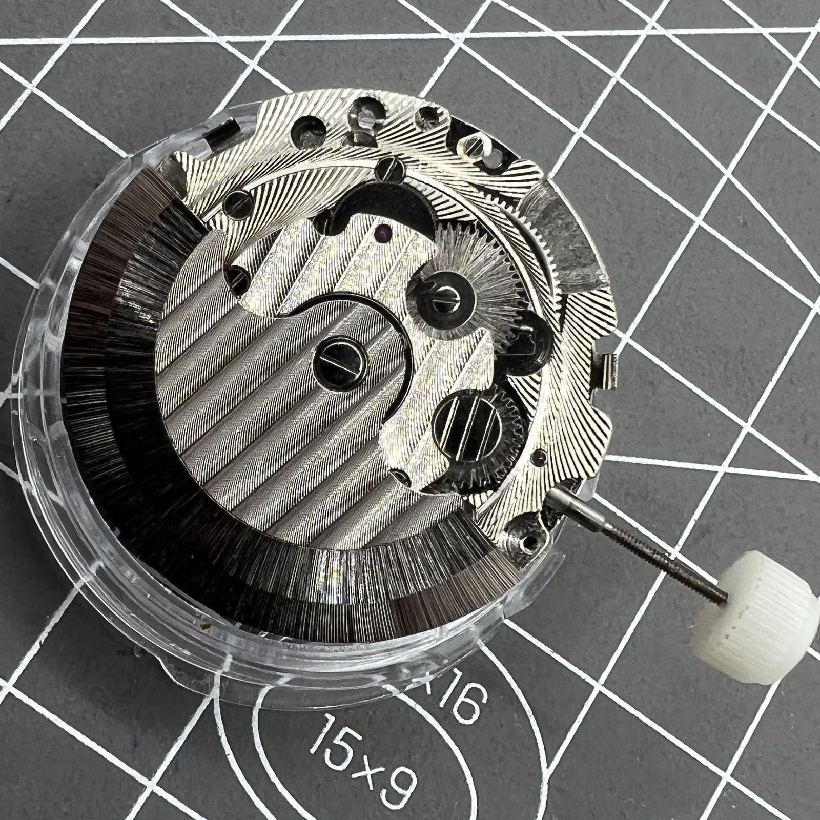 Multifunktionales Shanghai 7751 Automatikwerk mit Mondphasenanzeige und edlem Zubeh�r