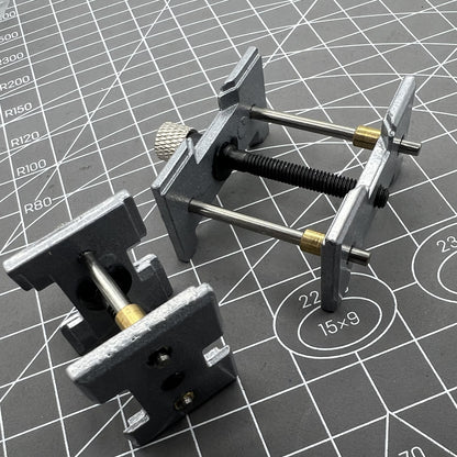 2 PIECES/set Movement Holder Watch Case Metal Watchmaker Clamp Repair Tool