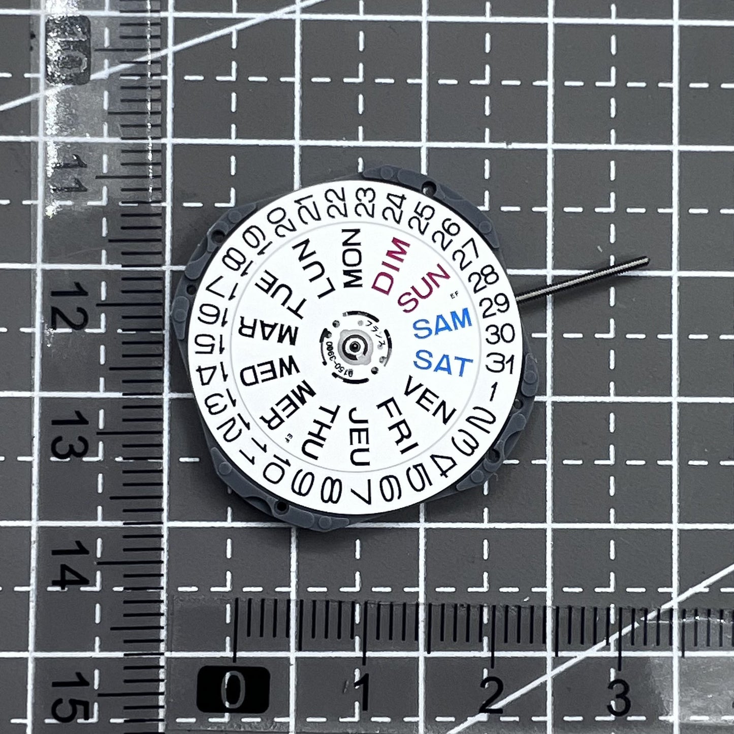 Seiko Quarzwerk 6N53A Uhrwerk mit Tag-Datum-Anzeige und 3 Zeigern aus Japan, pr�zise Uhrwerkkomponente.