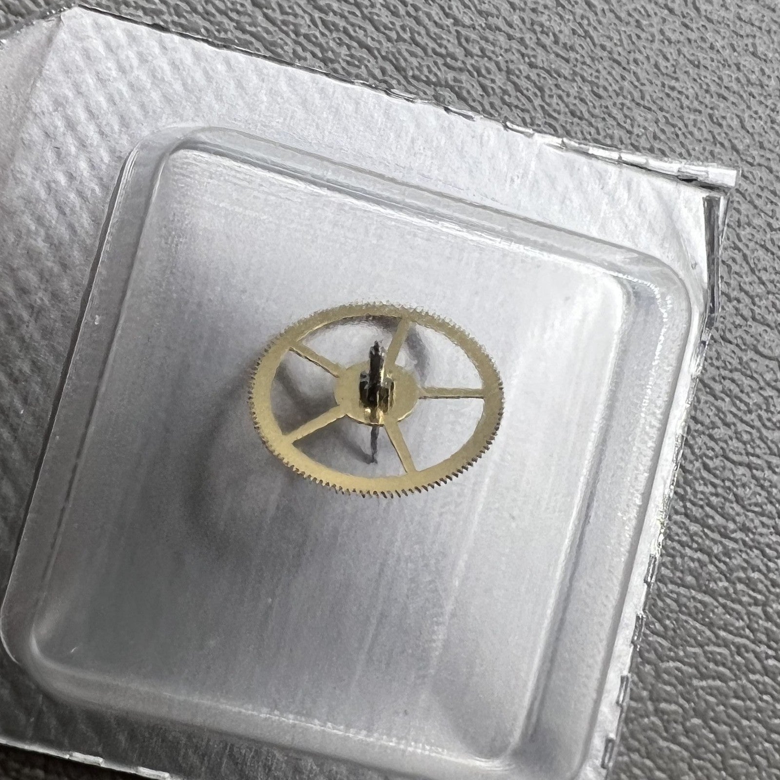 Swiss SW500 automatic watch movement showing second hand at 9 o'clock, precise model SW500 224 by Swiss brand.