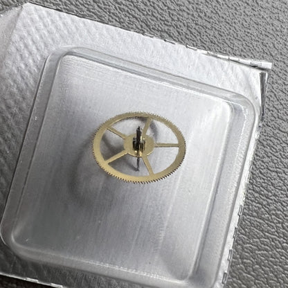 Swiss SW500 automatic watch movement showing second hand at 9 o'clock, precise model SW500 224 by Swiss brand.