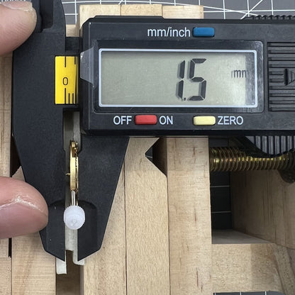 ETA E61.111 Watch Quartz 3 Hands Date At 6 Movement