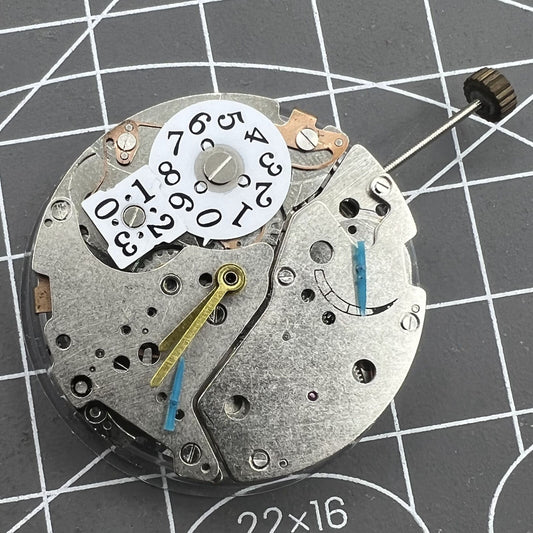 Hangzhou Made 2824 Big Date watch movement showcasing precise automatic mechanical craftsmanship for luxury timepieces.