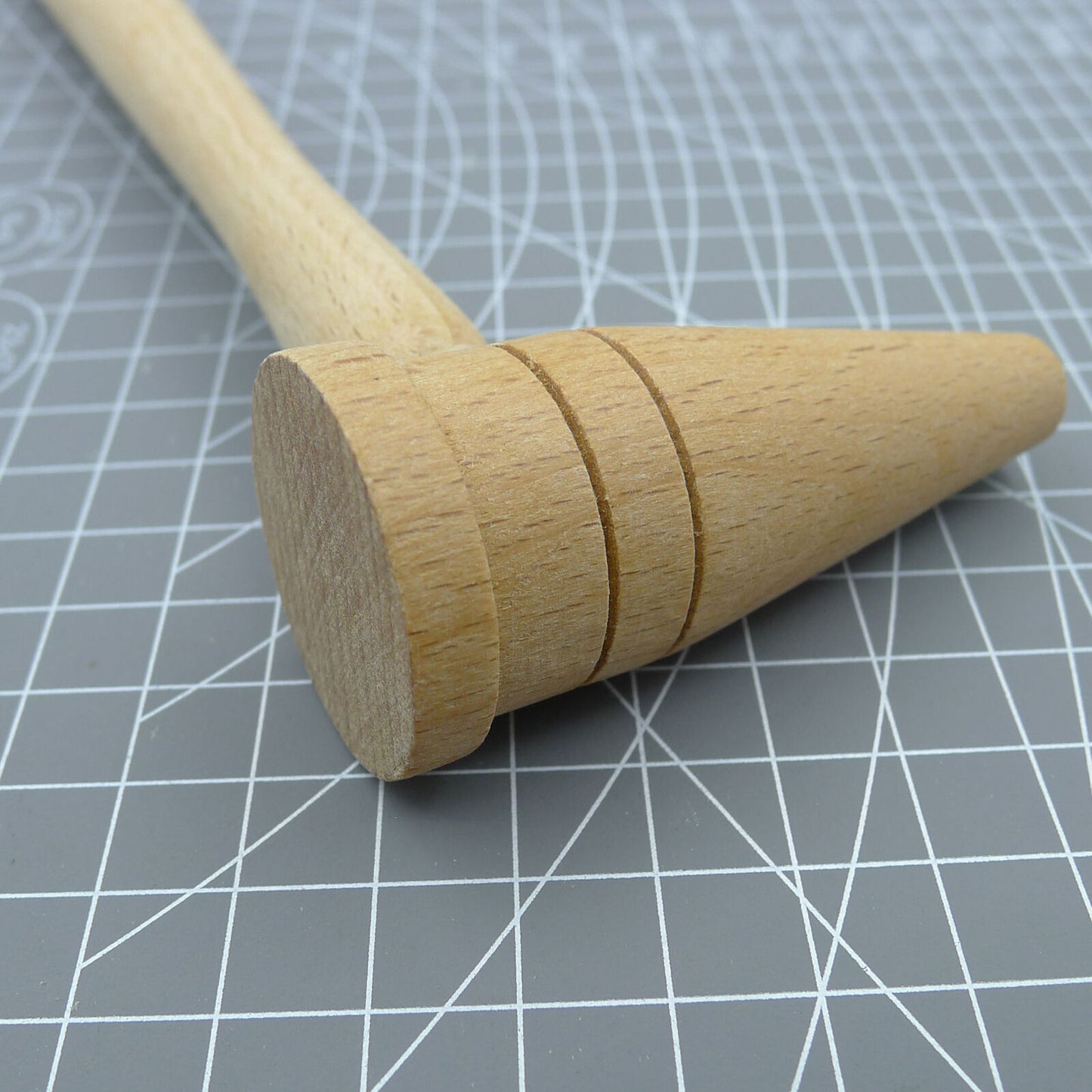 Bergeon 1447 Boxwood mallet hammer for precise watch bracelet pin adjustments, Swiss made quality