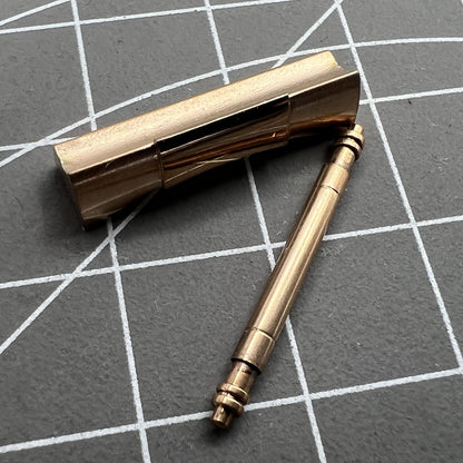 Curved end link for Daytona watch band, 20/21mm width, improving fit and style with precise bracelet connection.