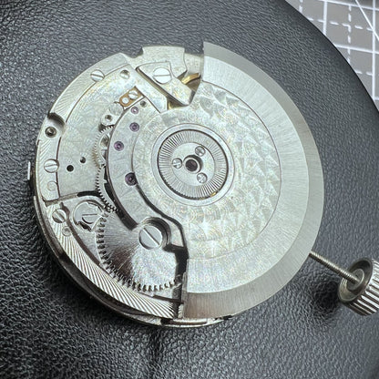 Seagull ST2528 mechanisches Uhrwerk mit kleiner Sekunde bei 9 Uhr, Mehrfachfunktion, pr�zise Uhrwerkskomponente.