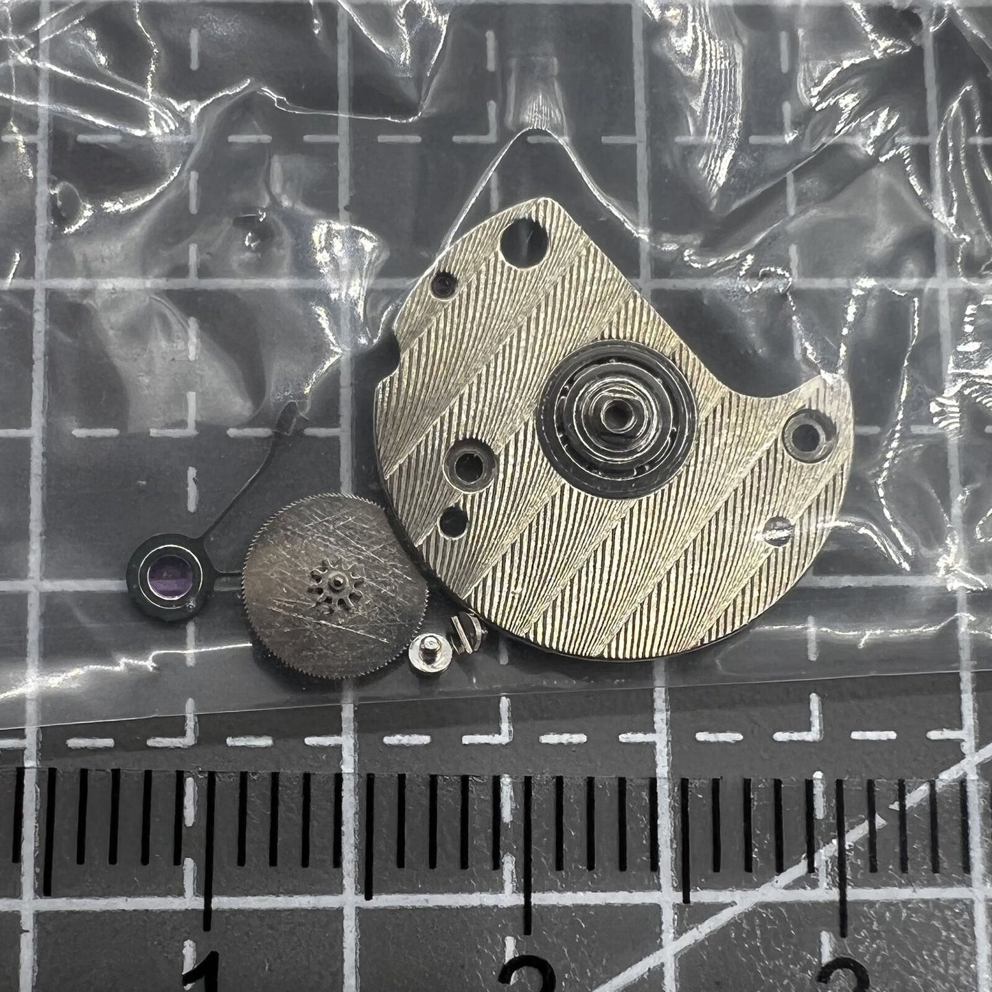 Seagull ST17 automatic wheel bridges set with screws for accurate watch movement assembly and repair.