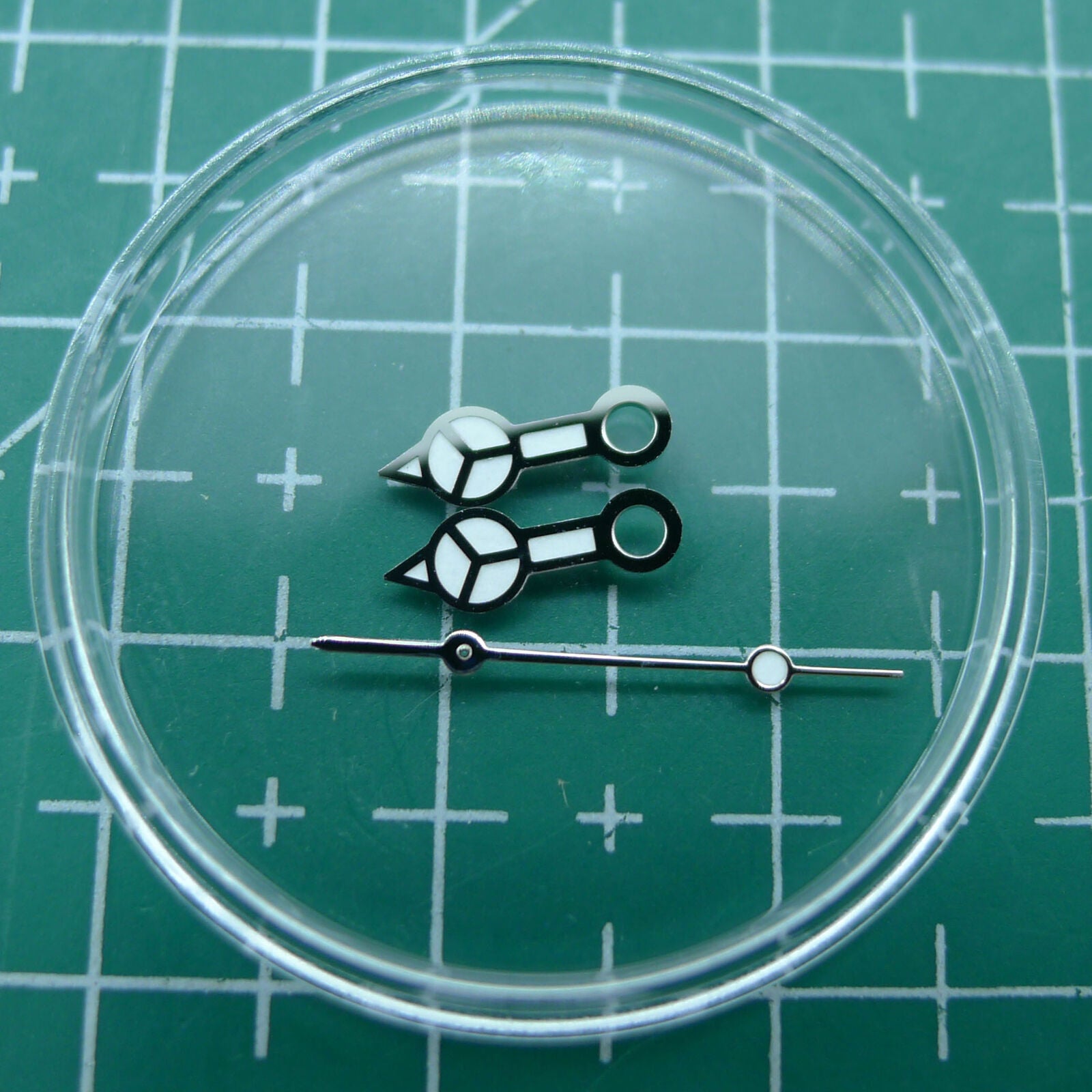 Green luminous watch hands 7.75x12x13mm for NH35A/NH36A, precise fit for watch accessory upgrades.