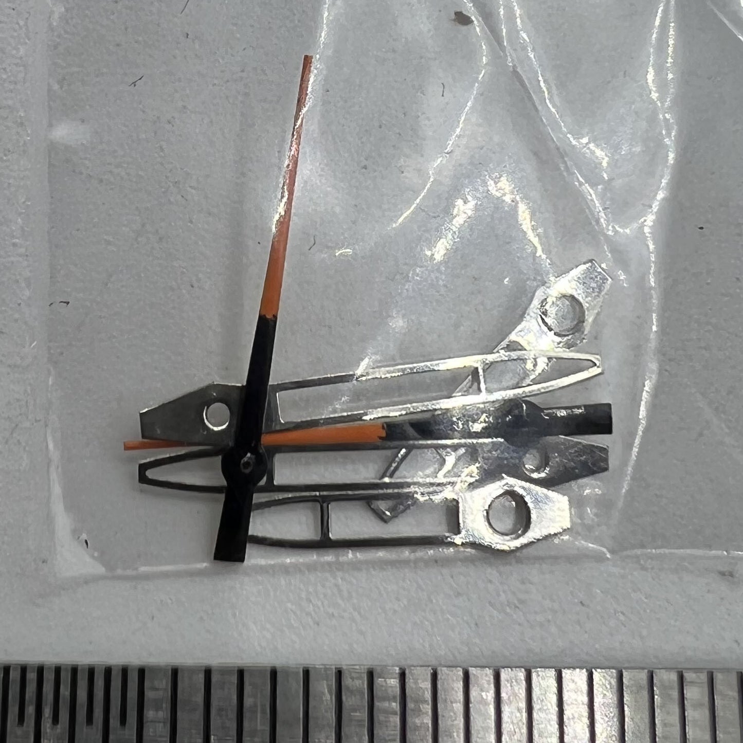 Silver trimmed hollow arrow watch hands, 13mm, compatible with Miyota 2315, 2035, 2036, 2115, 2305 movements for precise repairs.