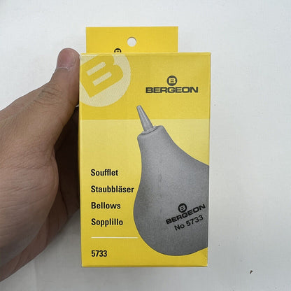 Bergeon 5733 rubber dust blower for watchmakers, perfect for cleaning watch parts and mechanisms.