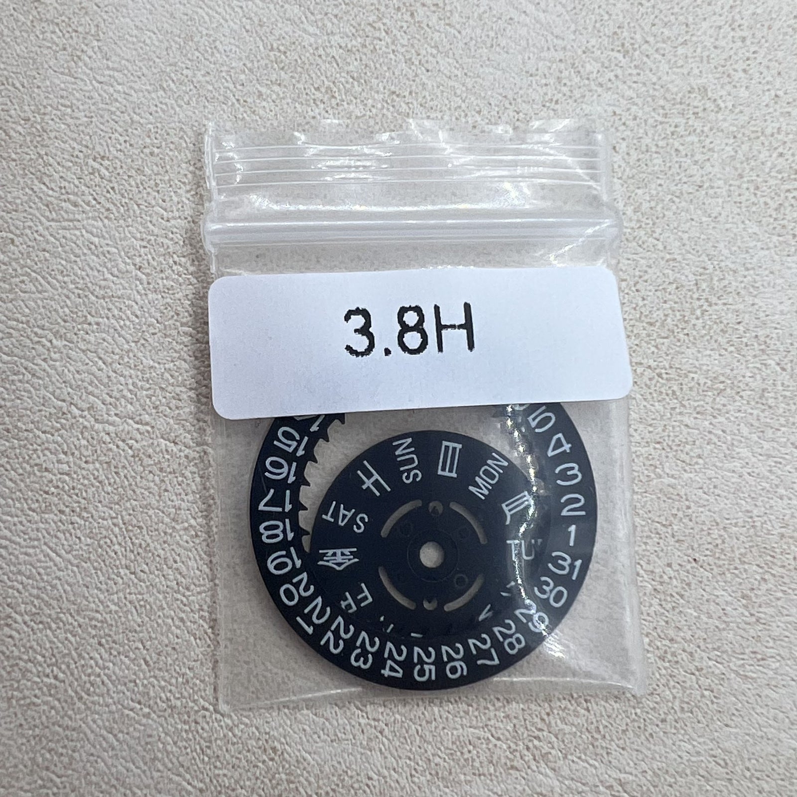 Schwarze Datumsscheibe mit gr�nem Leuchtmittel f�r Seiko NH36 Uhrwerk, gut lesbar und langlebig