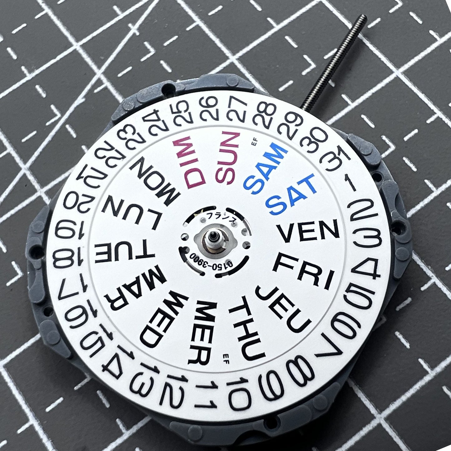 Seiko Quarzwerk 6N53A Uhrwerk mit Tag-Datum-Anzeige und 3 Zeigern aus Japan, pr�zise Uhrwerkkomponente.