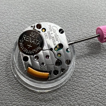 Cartier Original Swiss Quarz Uhr Modell CTR-057 Uhrwerk