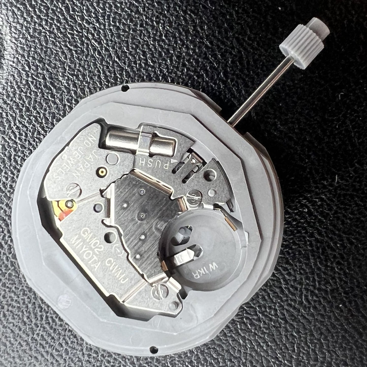 Quarzwerk Miyota GM02 Japan mit Datums- und Wochentagsanzeige, Ersatz f�r GM00 Uhren, pr�zise.
