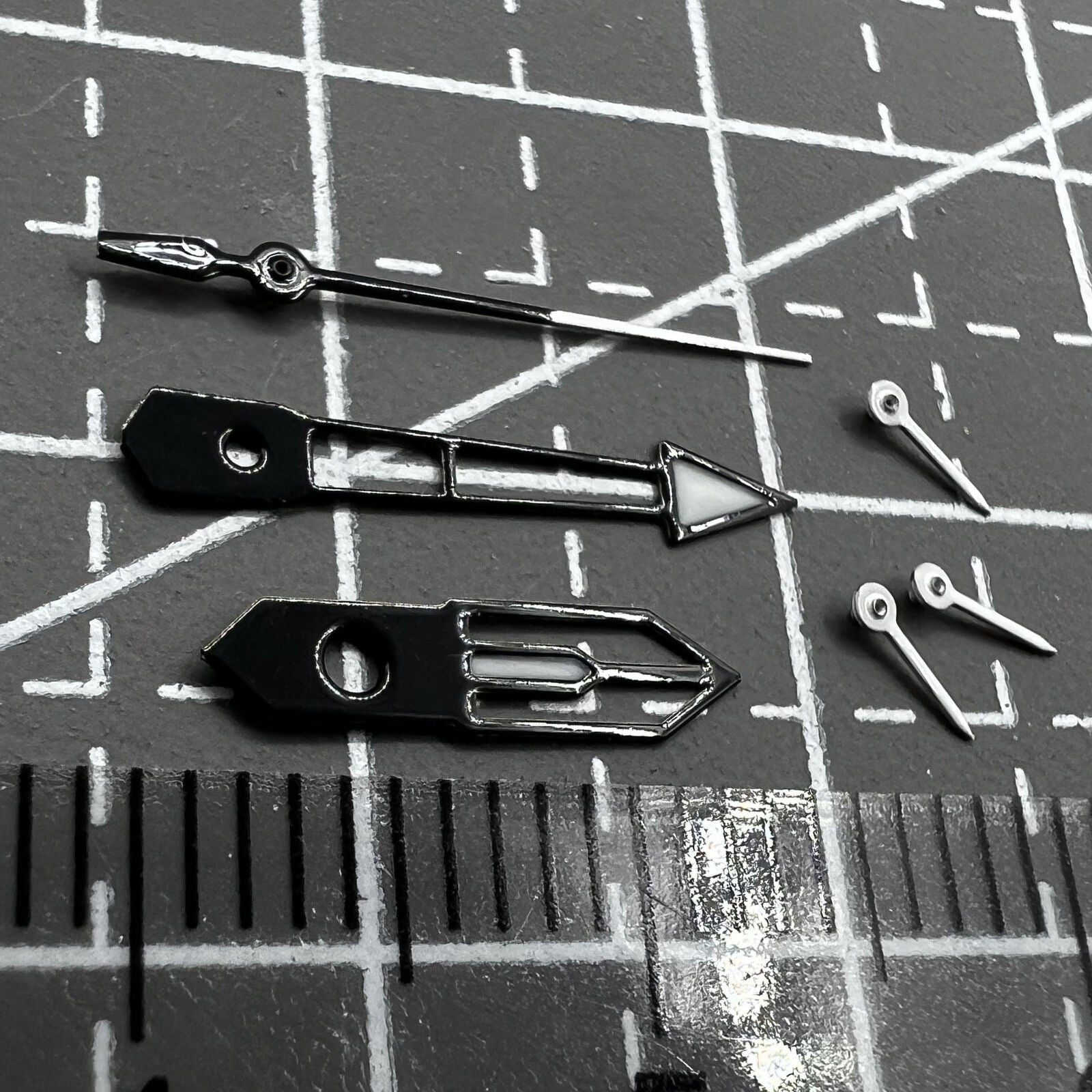 13mm PE90 watch hands with white and black trim, green lume for clear visibility in watch accessories.