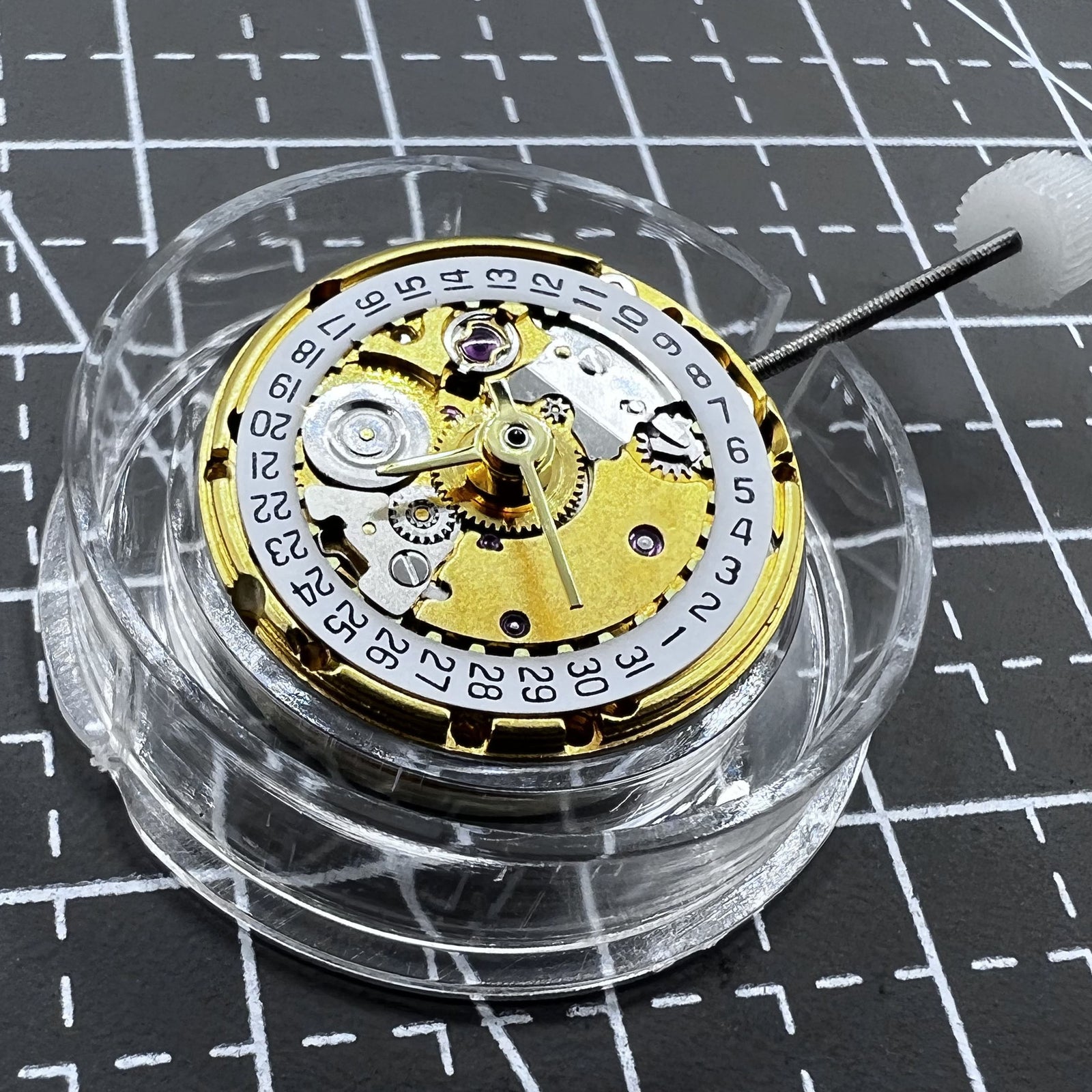 Mechanisches goldenes Uhrwerk ETA2671 mit Datumsanzeige bei 3 Uhr, Ersatz f�r pr�zise Uhren.