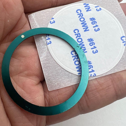 Dark green and white aluminum bezel insert for 39mm watch, circular arc bevel, premium accessory.