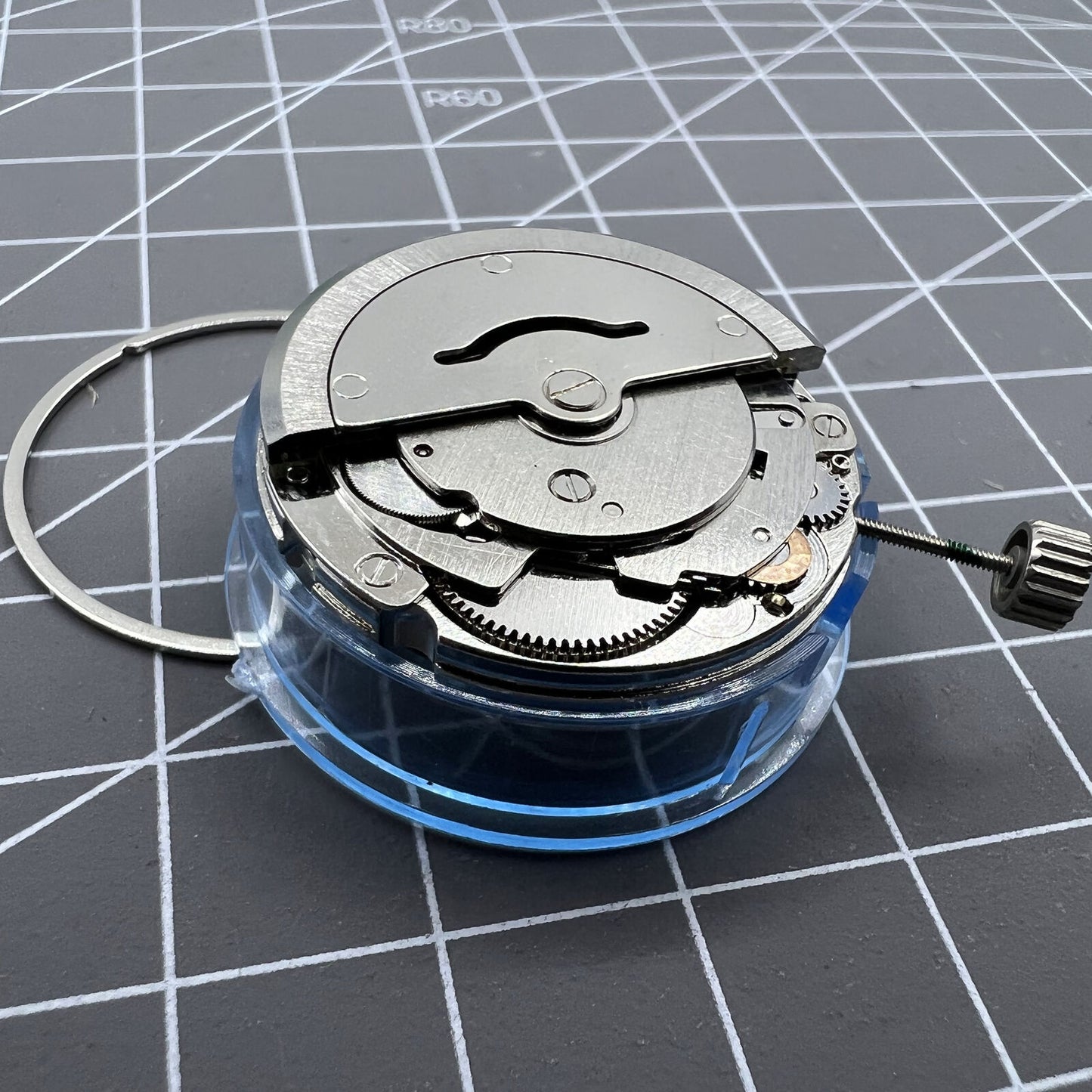TY2806 Seagull ST1612 mechanical automatic watch movement showing date function for reliable precision timekeeping.