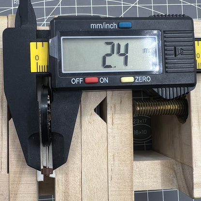 Ronda 24H 515 quartz watch movement, Swiss precision for reliable timekeeping in watch accessories.