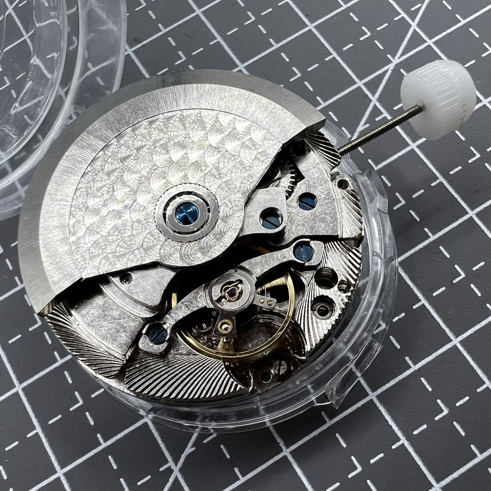 Multifunktionale Shanghai Automatik-Uhr mit mechanischem Werk, kleine Sekunde bei 9 Uhr, elegantes Design