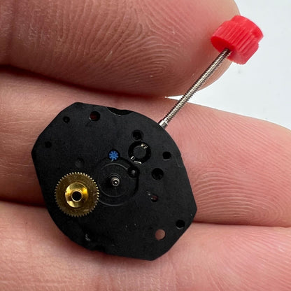 Mouvement à quartz <tc>ETA</tc> 802.101, fabrication suisse, 3 aiguilles, pièce de montre 