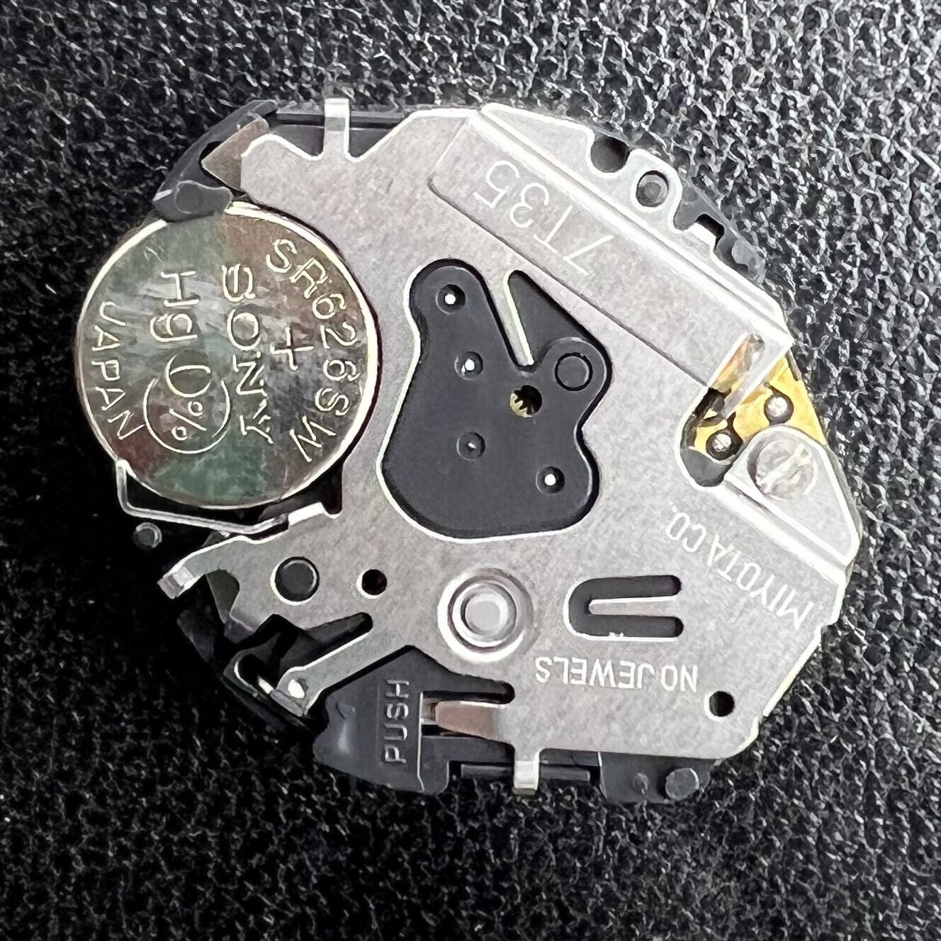 Miyota 7T35 Quartz 3 Hands watch movement with precise timekeeping for durable watch accessories.