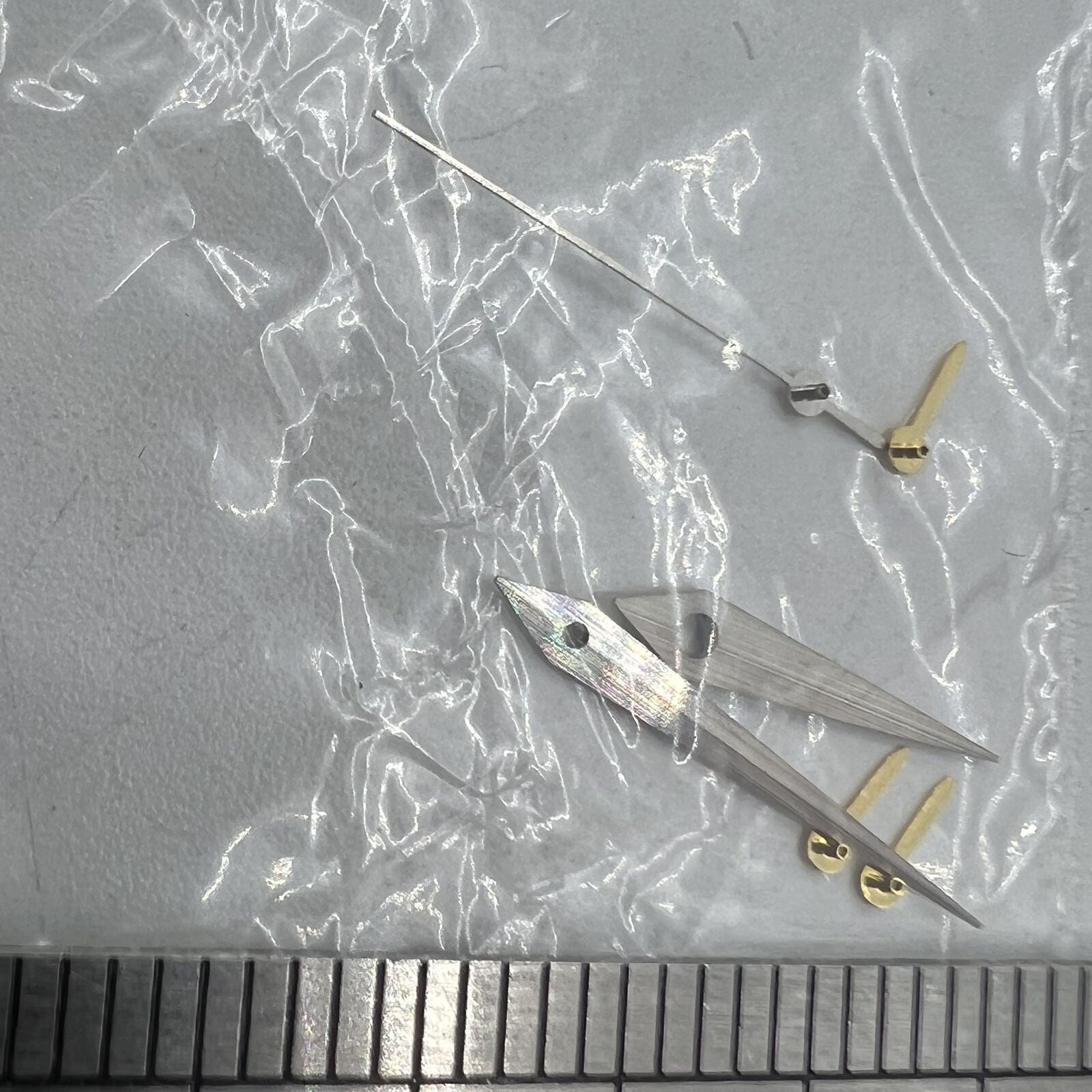 Matte silver arrow-shaped watch hands for VX3J VX9J VX7J VX3N VX9N movements, 11.5mm length.