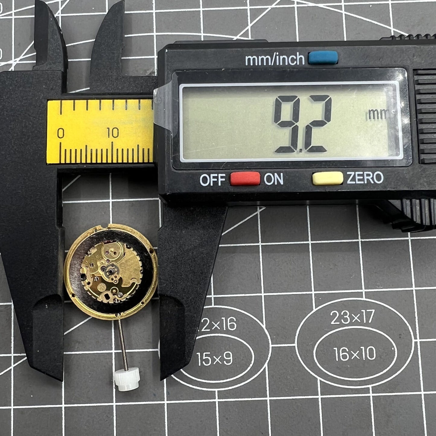 ETA 256.111 quartz watch movement, V8 replacement for precise watch repair and restoration.