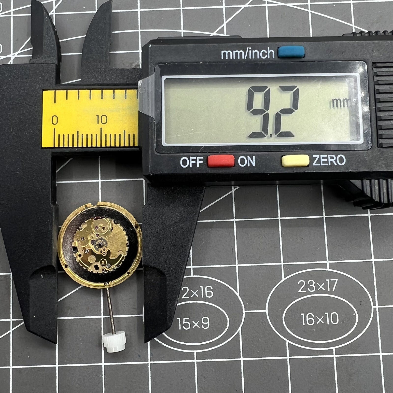 ETA 256.111 quartz watch movement, V8 replacement for precise watch repair and restoration.